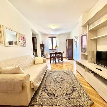 Apartamento Tra I Due Ponti Rieti Exterior foto